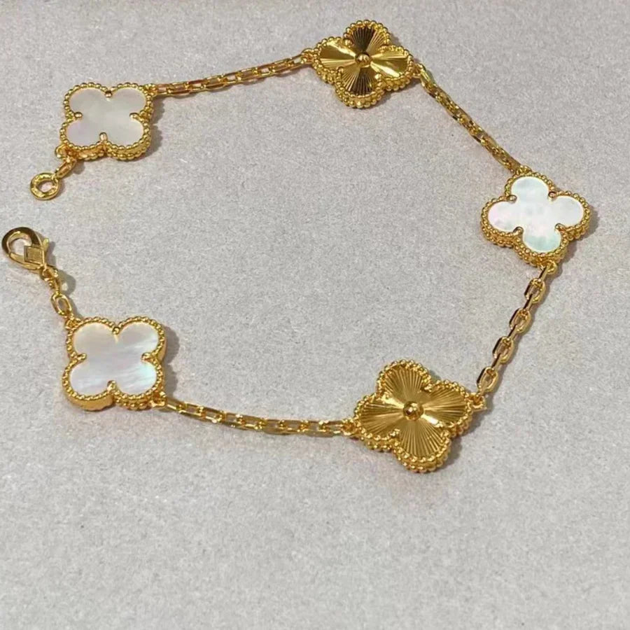 Lioren Abby - 18k Gold-Plated Clover Leaf Bracelet