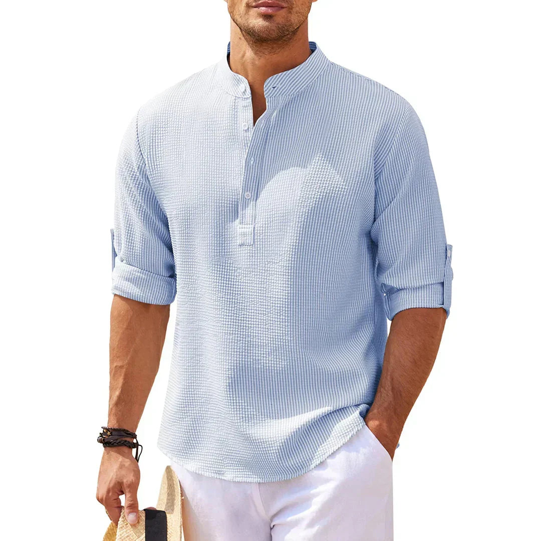 Men's Casual Button-Down Shirt with a Regular Comfort Fit
