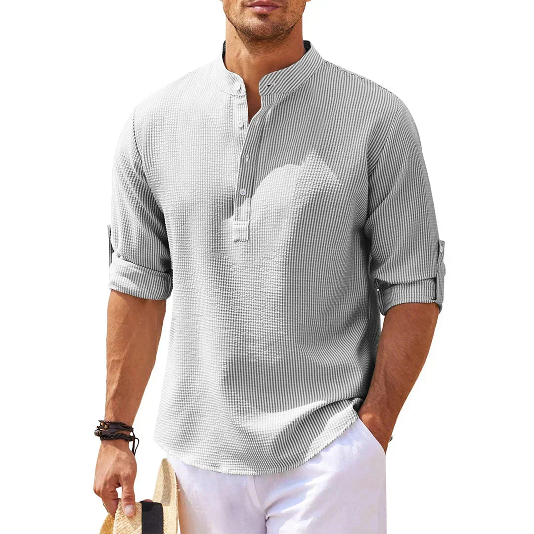 Men's Casual Button-Down Shirt with a Regular Comfort Fit