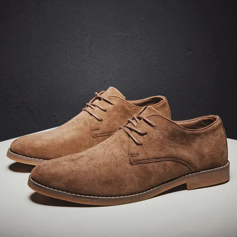Men's Suede Oxford Shoes with Lace-Up Fit and Rubber Sole