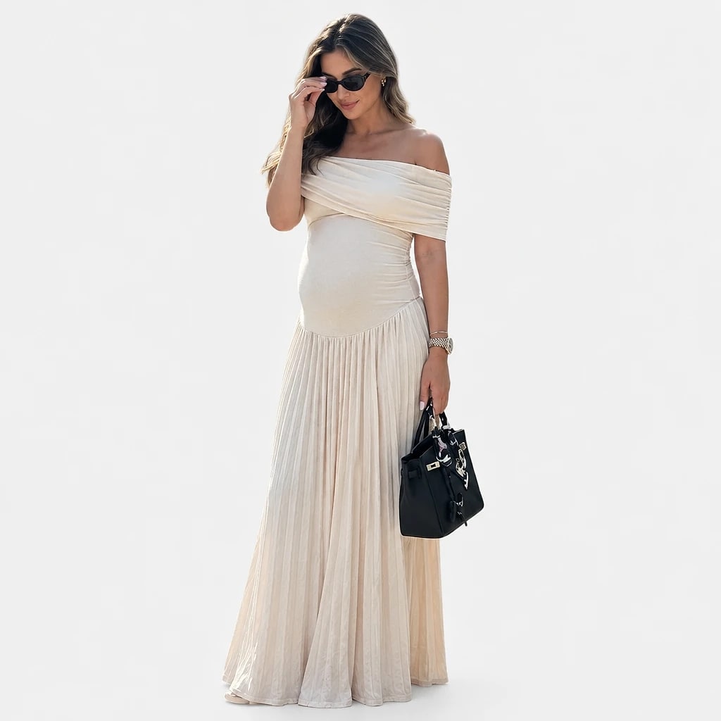 Selara – Maternity Pleated Maxi Dress