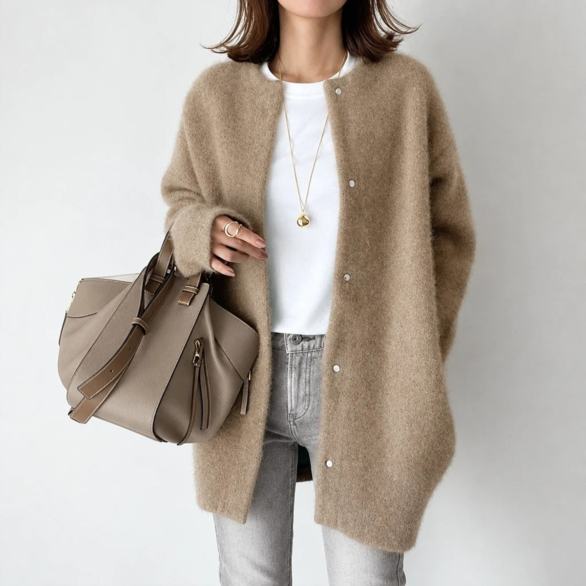 Veloire – Elegant Knit Cardigan