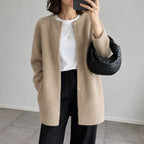 Veloire – Elegant Knit Cardigan