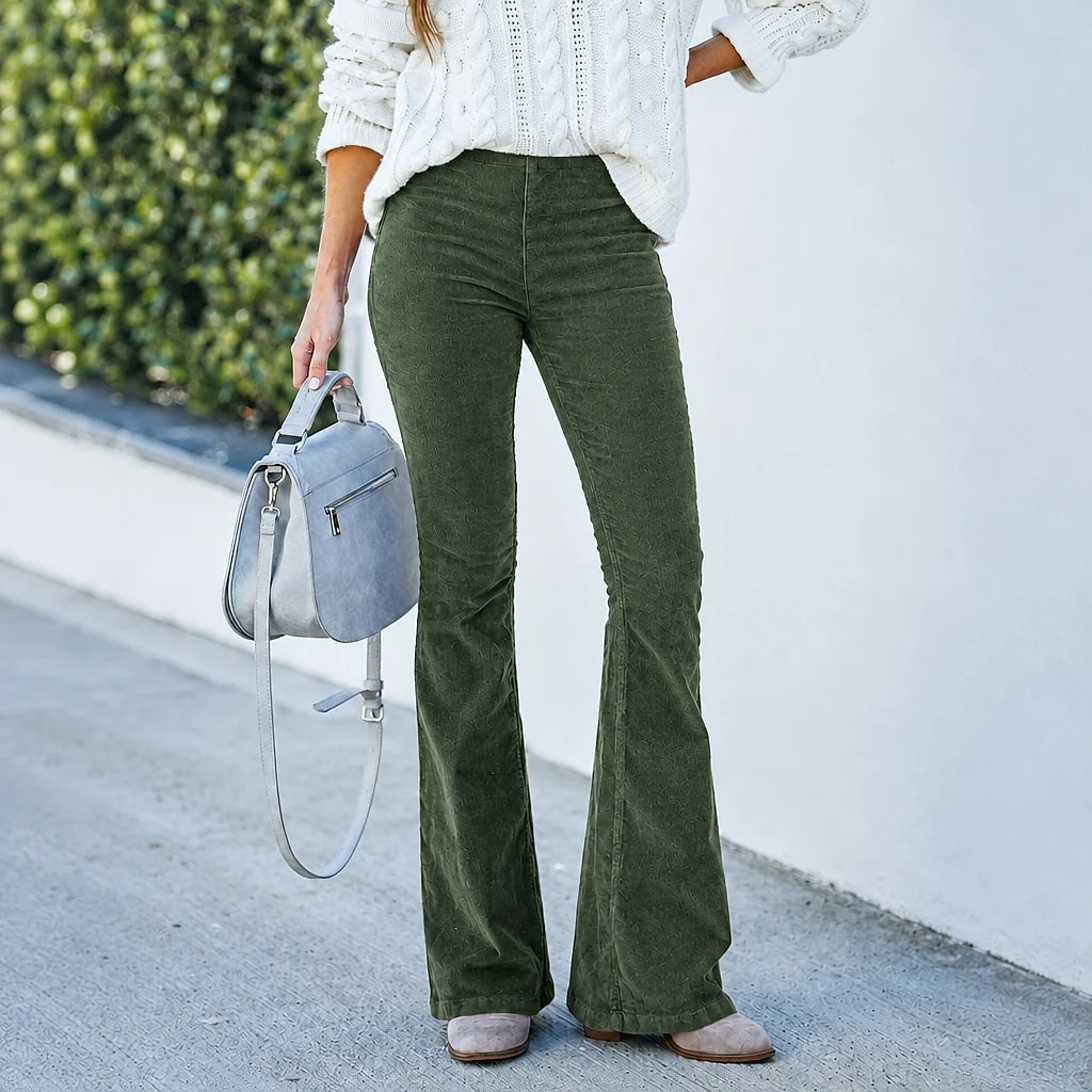 Veloria – Corduroy Flare Jeans